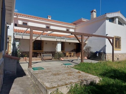 Bild 2 - 5 Zimmer Einfamilienhaus zum Kaufen in Tietar