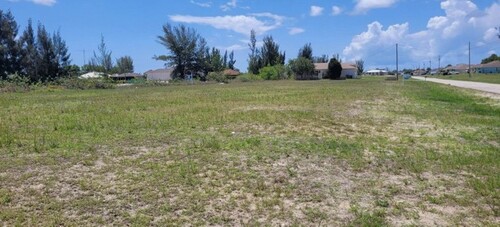 Bild 2 - Grundstück zum Kaufen in Cape Coral Florida