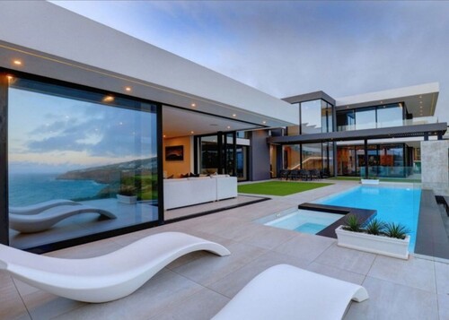 Bild 2 - 4 Zimmer Einfamilienhaus zum Kaufen in Pinnacle Point Golf Estate