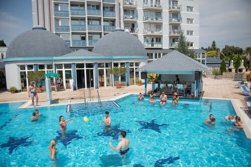 Bild 1 - 4 Sterne Thermal Hotel zu verkaufen