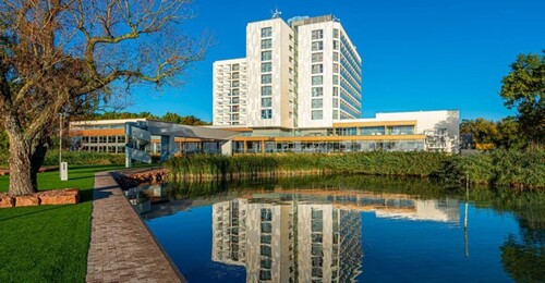 Bild 1 - Modernisiertes 4 Sterne Strandhotel am Plattensee