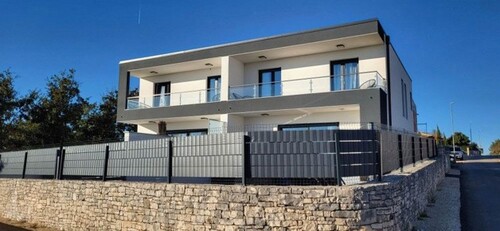 Bild 1 - ISTRIEN 2 neue Doppelhäuser mit Meerblick und Pool