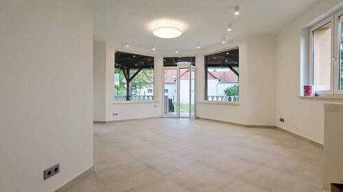 Bild 4 - Einfamilienhaus mit 1.700,00 m&sup2; in Kehidakustány zum Kaufen