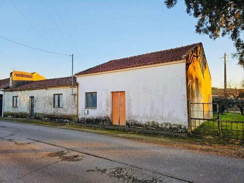 Bild 2 - 5 Zimmer Einfamilienhaus zum Kaufen in Manique do Intendendente