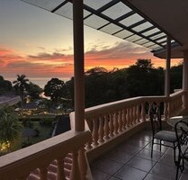 Wohn und Geschäftshaus auf Costa Rica - Jaco