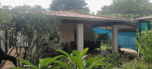 Bild 1 - Haus mit Grundstück in Paraguay zu verkaufen