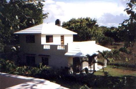 Bild 2 - 8 Zimmer Einfamilienhaus zum Kaufen in cabarete