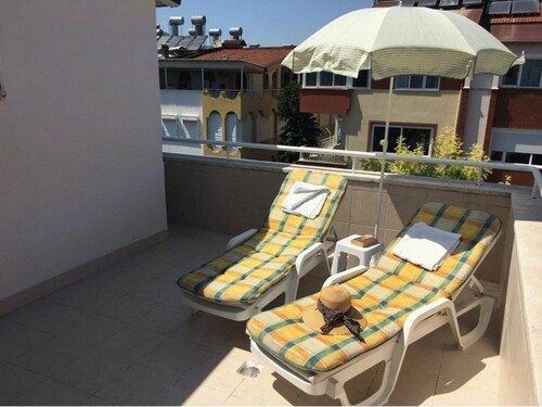 Bild 2 - 4 Zimmer Etagenwohnung zum Kaufen in Antalya
