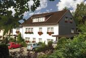 Bild 1 - Schönes großes Wohnhaus in schöner Lage