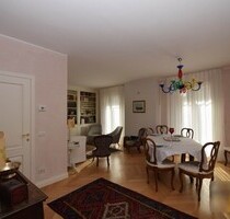 Wohnung bei Piazza Antenore - 460.000,00 EUR Kaufpreis, ca.  105,00 m² Wohnfläche in Padova (PLZ: 35100)