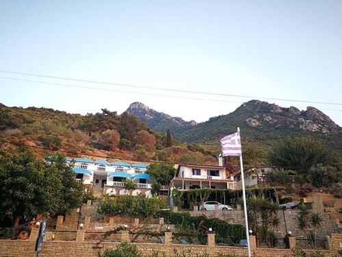 Bild 3 - 12 Zimmer Einfamilienhaus in Samos