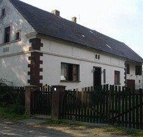 Resthof hinter der Deutsch-Polnischen Grenze - Roztoki