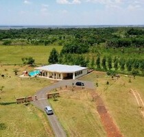 Luxushaus mit 8ha und voll ausgestatte Werkhalle - Caazapa