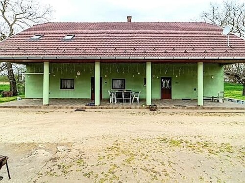 Bild 1 - In Süd-Ungarn ein 120m2 Bauernhaus mit 5079m2 Grund