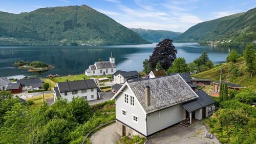 Bild 1 - Haus mit fantastischem Fjordblick in Norwegen