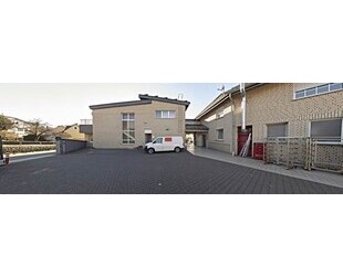 Großes Anwesen mit Gewerbe und Wohnhäusern - Weilmünster