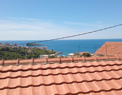 Bild 1 - Haus 22m2 Grund 430m2 Meer 250m Meerblick