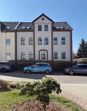 Bild 2 - 7 Zimmer Einfamilienhaus zum Kaufen in Zwickau