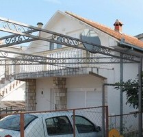 3 Stock Haus 80m2 Grund 180m2 Strand 330m - Bar-Kunje