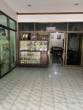 Bild 3 - 10 Zimmer Einfamilienhaus in Dindaeng