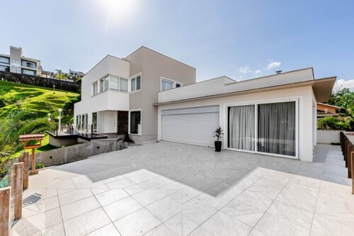 Bild 1 - VERKAUF EINER IMMOBILIE MIT HOHEM STANDARD