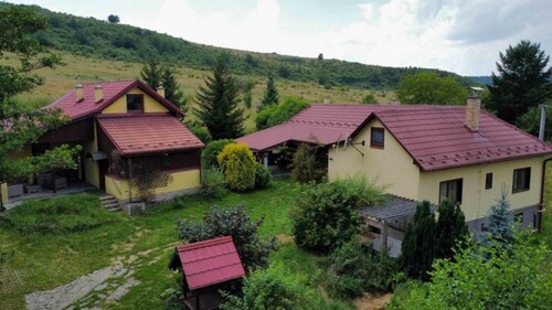 Bild 1 - Slowakische Republik Ländliches Anwesen mit Grund