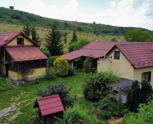 Slowakische Republik Ländliches Anwesen mit Grund - Korytárky