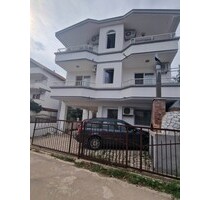 Haus zu verkaufen mit 10 Zimmern 7 Bädern und Schwimmbad - Ulcinj donji stoj