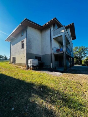 Bild 4 - Einfamilienhaus mit 246,00 m&sup2; in Terre Roveresche Loc. Orciano di Pesaro zum Kaufen