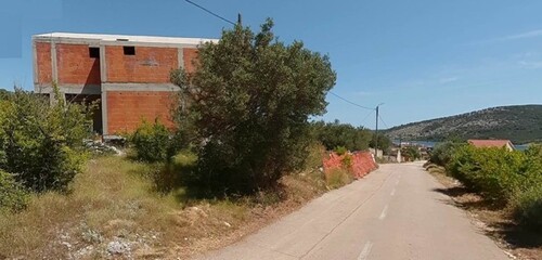 Bild 2 - 3 Zimmer Einfamilienhaus zum Kaufen in Viniće