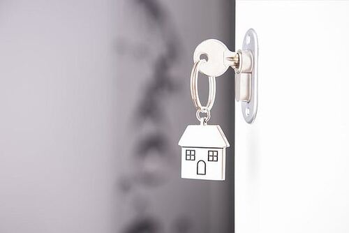 Bild 1 - Moderne Villa im amerikanischen Stil zu verkaufen