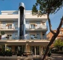 Ein nettes Hotel am Meer zu verkaufen - Italine