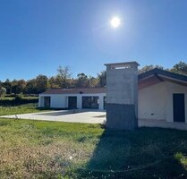 Traumhaus mit Pool in exponierter Lage mit Ucka-Blick - Kran