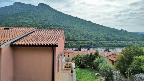 Bild 2 - 6 Zimmer Einfamilienhaus zum Kaufen in Labin