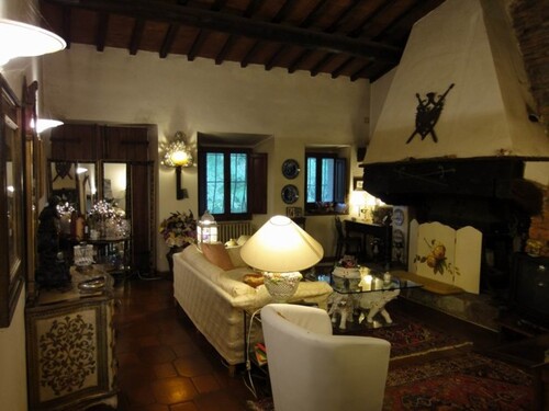 Bild 3 - 18 Zimmer Einfamilienhaus in Figline Valdarno