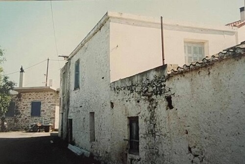 Bild 2 - 6 Zimmer Einfamilienhaus zum Kaufen in Daimonia