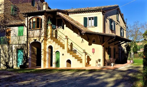 Bild 2 - 8 Zimmer Einfamilienhaus zum Kaufen in Pergola