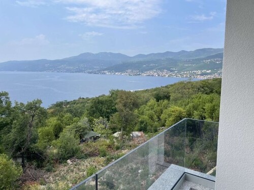 Bild 2 - 2 Zimmer Einfamilienhaus zum Kaufen in Rijeka BIVIO