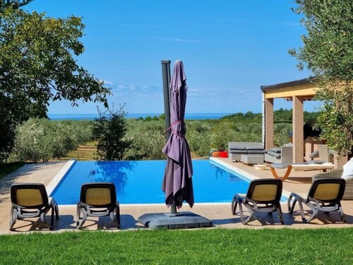 Bild 1 - Istrien Villa mit Blick aufs Meer und Pool 102m2