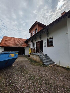 Bild 2 - 8 Zimmer Einfamilienhaus zum Kaufen in Burrweiler