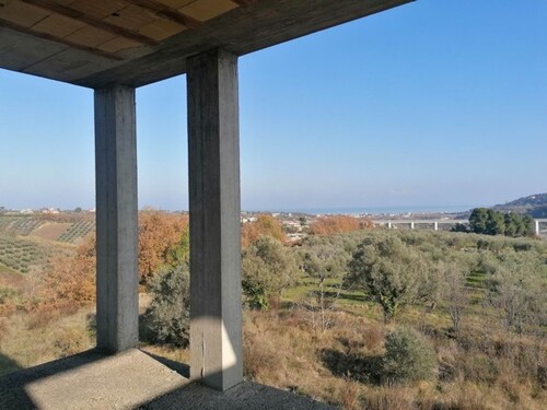 Bild 1 - Grundstück in Abruzzen - 940.000,00 EUR Kaufpreis, ca.  30.060,00 m²