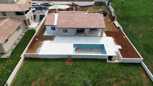 Bild 1 - Moderne Villa in Labins Bestlage