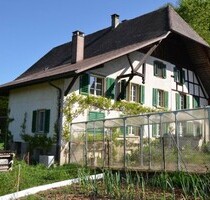 Bauernhaus an bester Lage - 1.550.000,00 EUR Kaufpreis, ca.  278,00 m² Wohnfläche in Melchnau (PLZ: 4917)