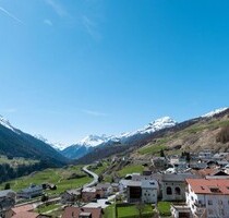 Schweizer Hotel im Engadin - 2.120.000,00 EUR Kaufpreis, ca.  1.500,00 m² Wohnfläche in Ardez (PLZ: 7546)
