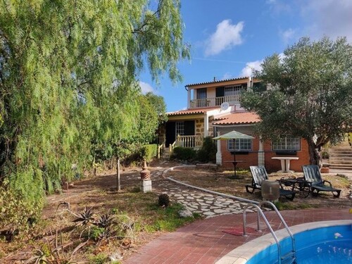 Bild 1 - Landhaus mit Pool in Portugal - 250.000,00 EUR Kaufpreis, ca.  240,00 m² Wohnfläche