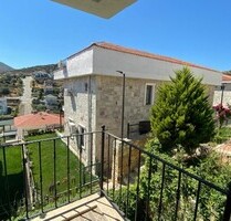 Schönes Naturstein-Haus an der Ägäisküste - Yenifoca