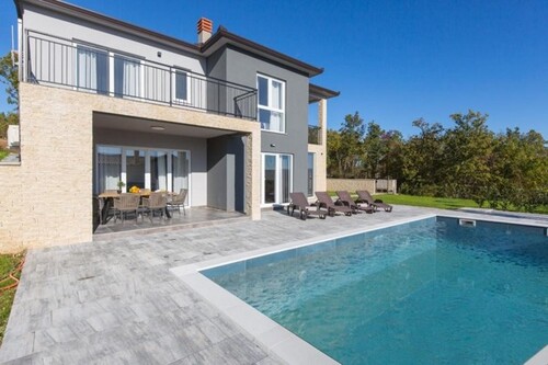 Bild 3 - 5 Zimmer Einfamilienhaus in Labin