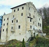 Charaktervolle Burg im Herzen der Dolomiten - Bozen