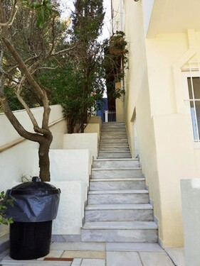 Bild 3 - 4 Zimmer Einfamilienhaus in Voula