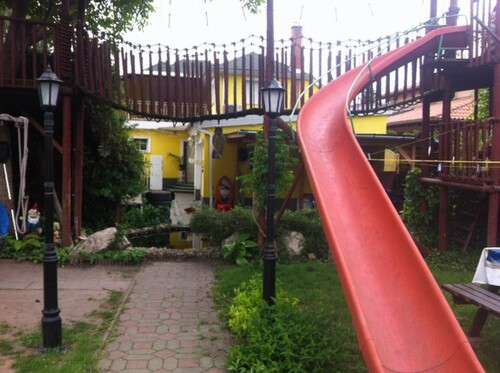 Bild 2 - 6 Zimmer Einfamilienhaus zum Kaufen in Budapest